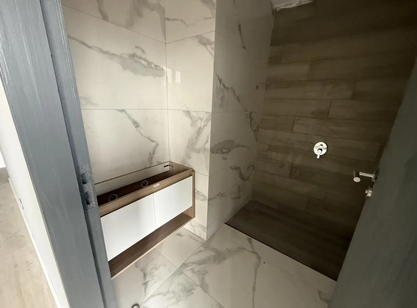 ALQUILER MONOAMBIENTE PREMIUM - PLAZA ARMENIA 3