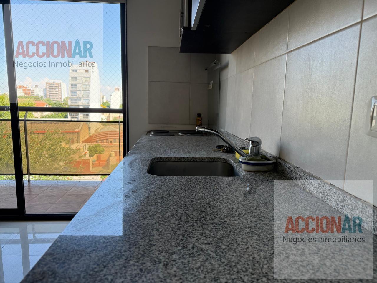 Foto de Monoambiente premium con balcón y luz natural en Floresta, imagen 2