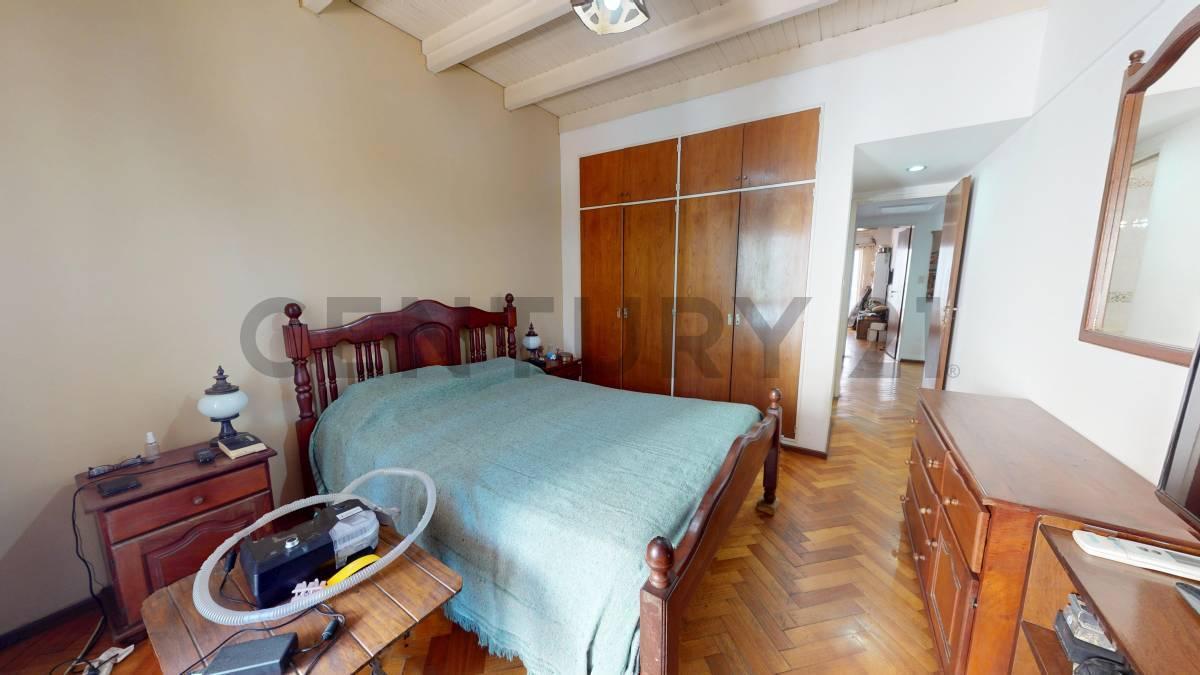 Venta Triplex Frente Al Parque Saavedra 5