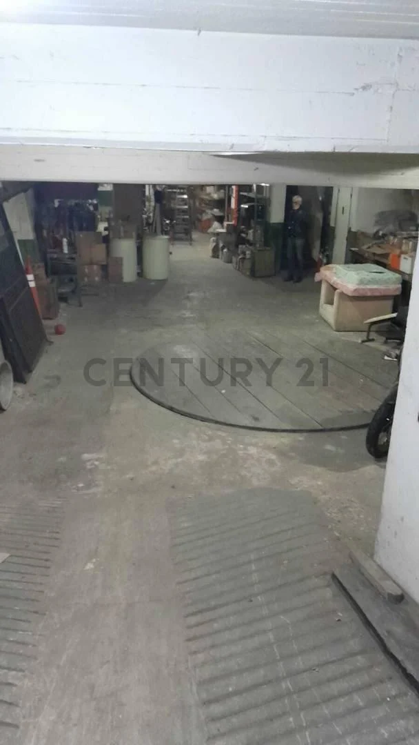 Foto de Edificio Multiuso en Alquiler en Villa Crespo con Local y Cochera, imagen 3