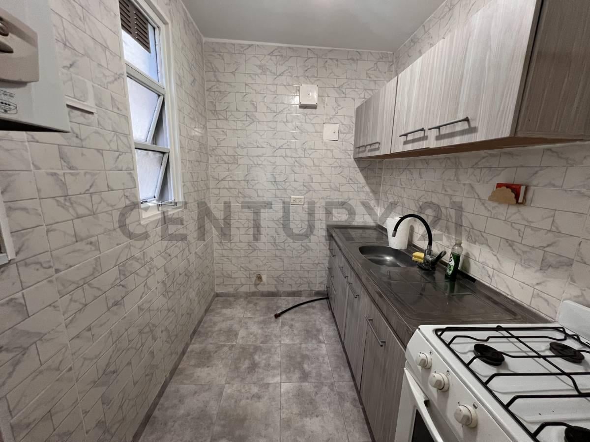 Departamento APTO PROFESIONAL 2 amb Rio de Janeiro al 300 EXCELENTE UBICACION Vivienda / Inversion /
