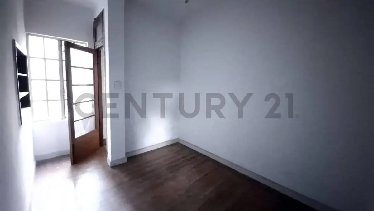 ALQUILER COMERCIAL - CASA EN CABALLITO - EXCELENTE UBICACIÓN 5