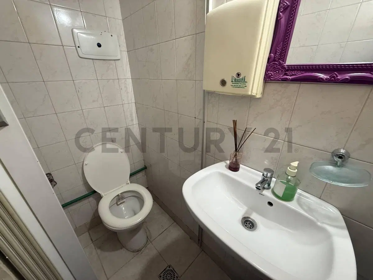 LOCAL COMERCIAL EN ALQUILER - CABALLITO 2
