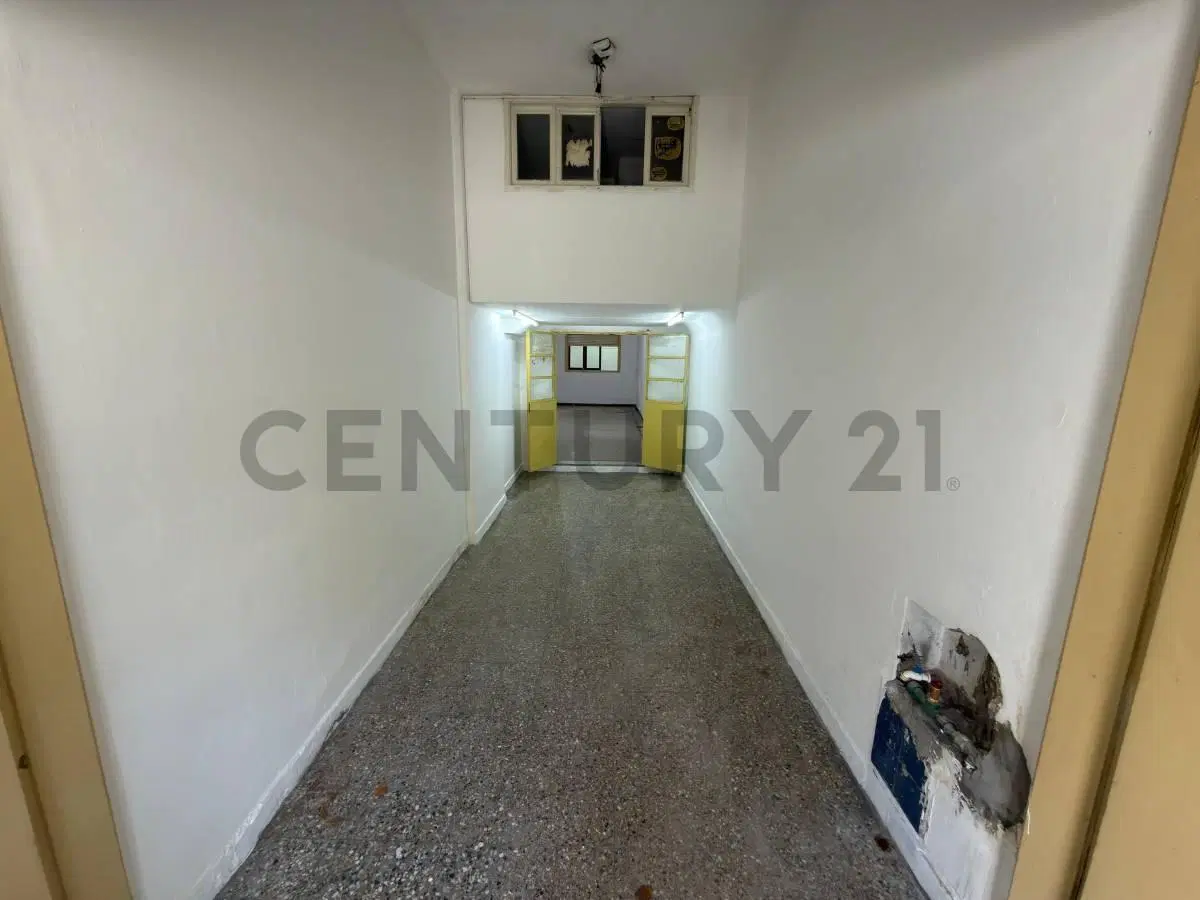 ALQUILER COMERCIAL/VIVIENDA - CASA 13 AMBIENTES 3