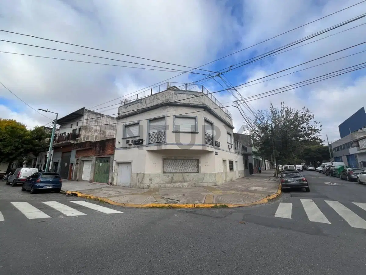 VENTA LOTE ESQUINA -  PATERNAL 3