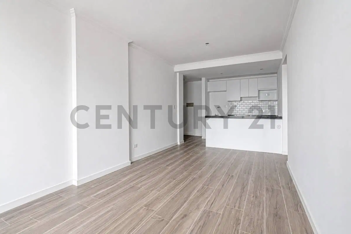 ALQUILER DEPARTAMENTO 3 AMBIENTES CON POSIBILIDAD A COCHERA A ESTRENAR 4