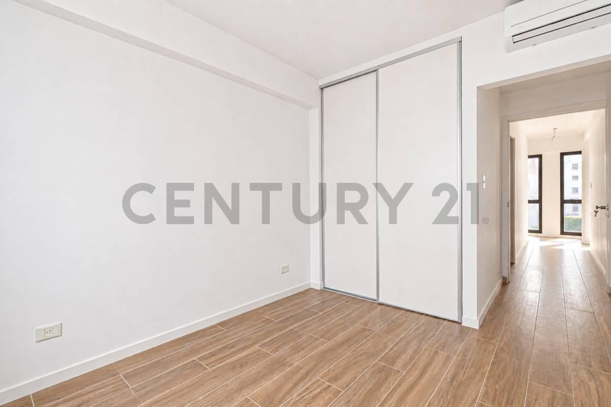 Foto de ALQUILER DEPARTAMENTO 3 AMBIENTES CON POSIBILIDAD A COCHERA A ESTRENAR, imagen 3