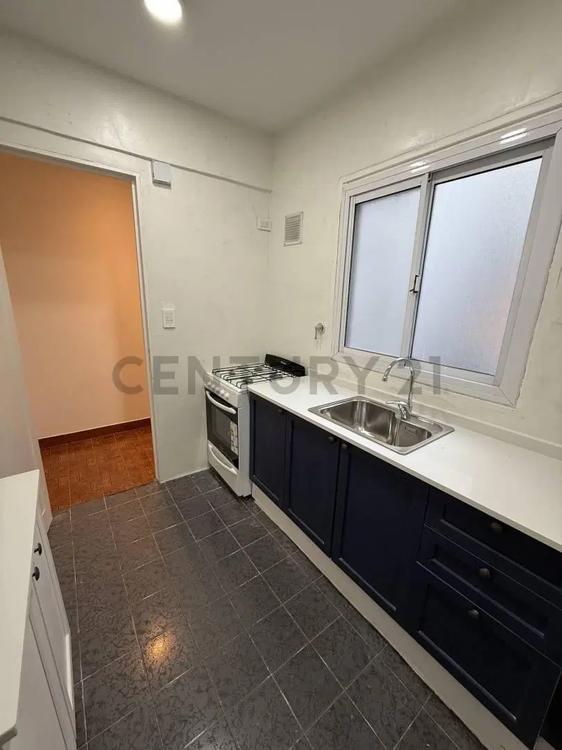 ALQUILER DEPARTAMENTO TRES AMBIENTES CON DEPENDENCIA 5