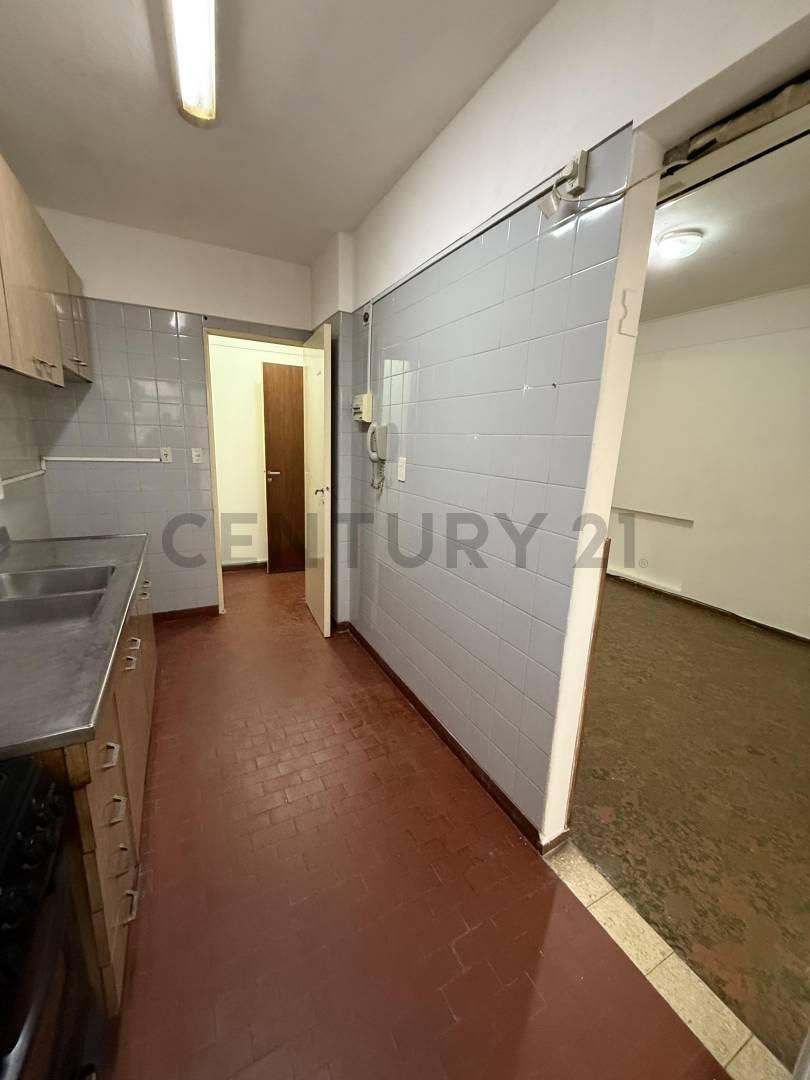 Foto de ALQUILER DEPARTAMENTO TRES AMBIENTES CABALLITO, imagen 1