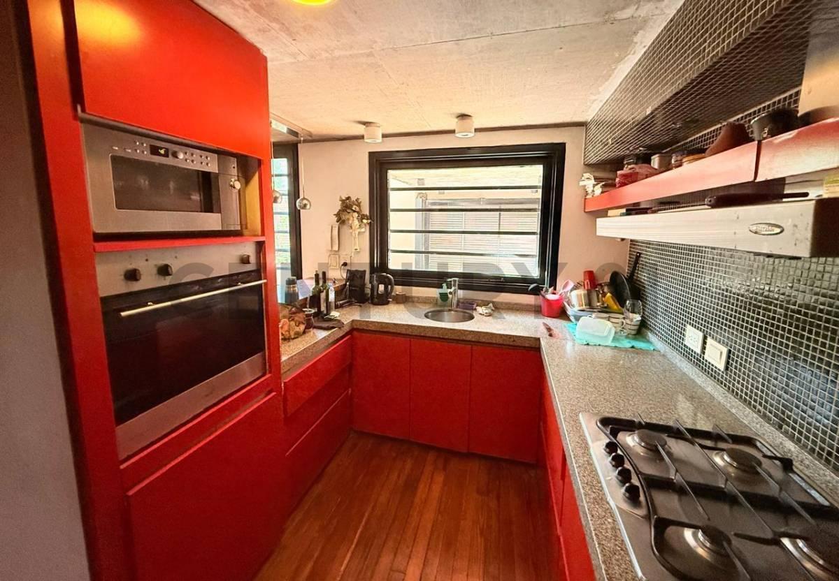 Foto de CASA CINCO AMBIENTES EN VENTA, imagen 3