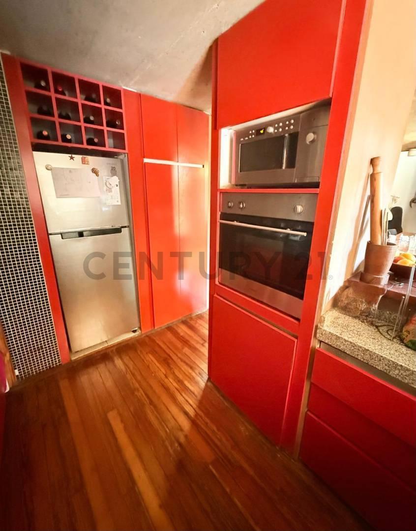 Foto de CASA CINCO AMBIENTES EN VENTA, imagen 4