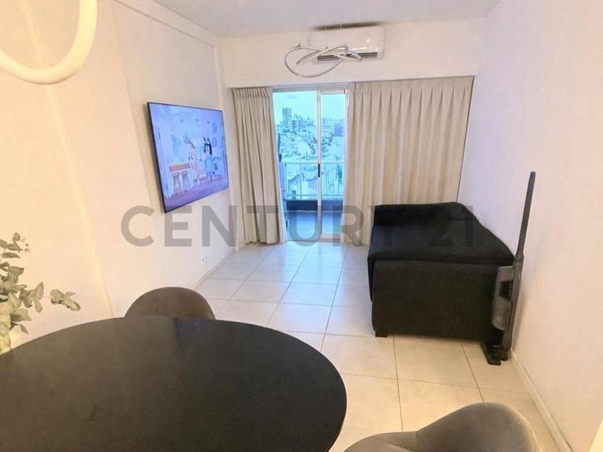 Foto de TRES AMBIENTES CON COCHERA, imagen 1