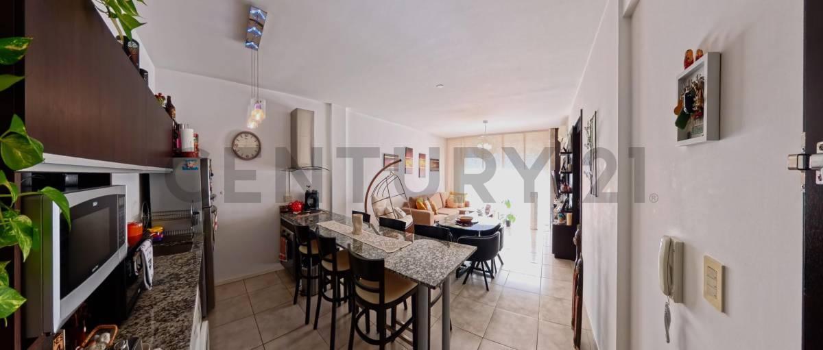 Foto de VENTA - Departamento de 2 Ambientes con Balcón, Placard Vestidor y, imagen 2