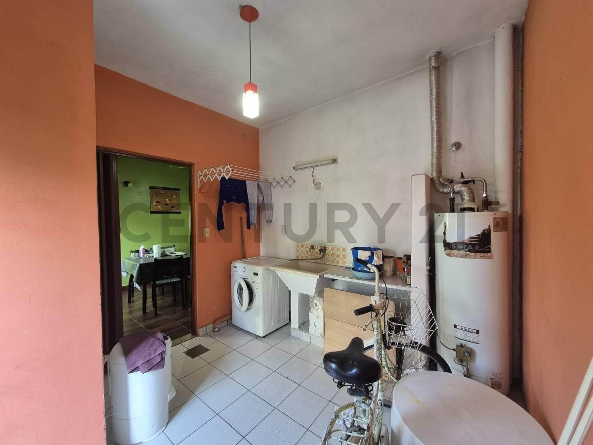 Foto de CASA EN VENTA CUATRO AMBIENTES EN CASTELAR, imagen 5