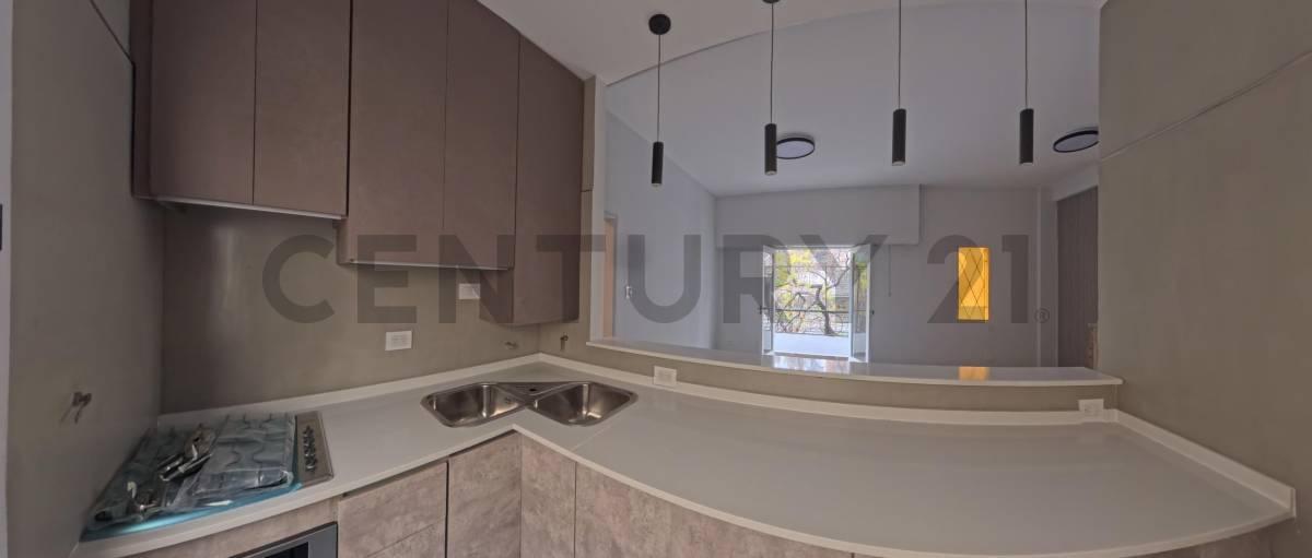 Foto de Venta Departamento Reciclado a Nuevo de 3 Ambientes al Frente — Moldes, imagen 1