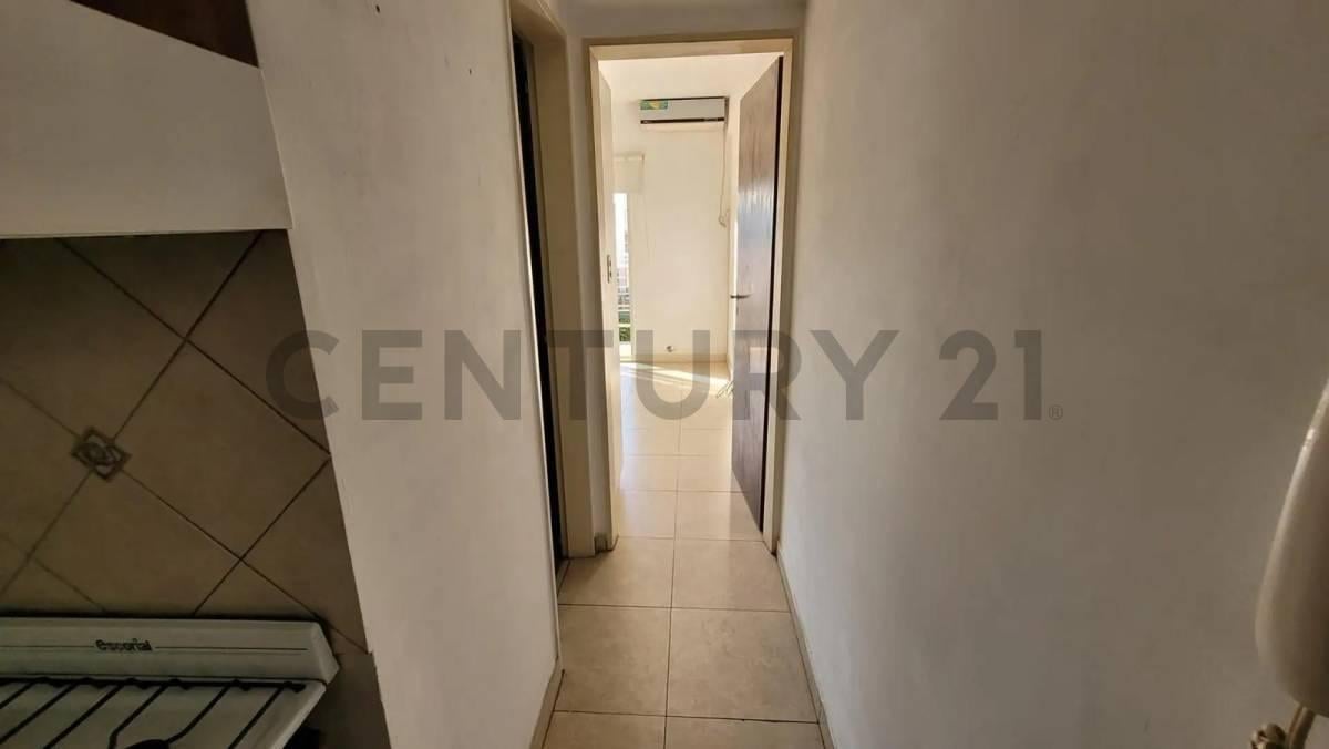 Foto de Venta Departamento 2 ambientes en Morón, imagen 2