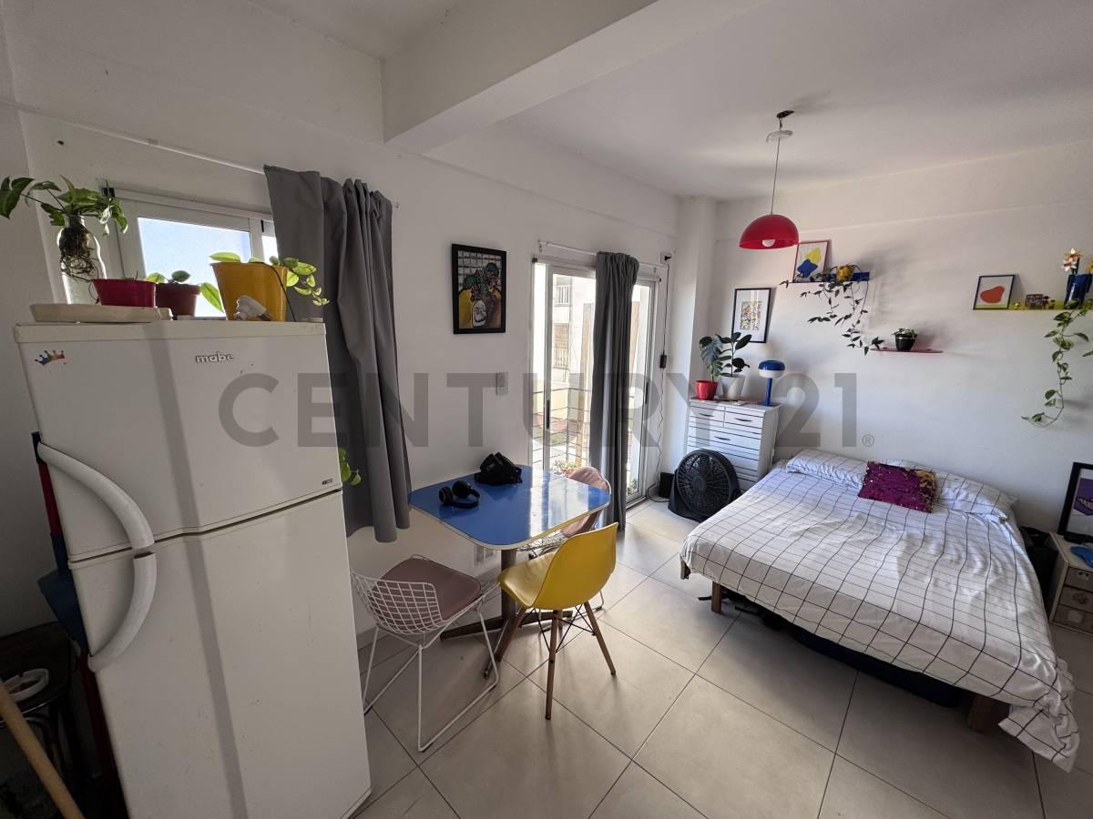 Foto de Monoambiente con balcón en Boedo, imagen 2