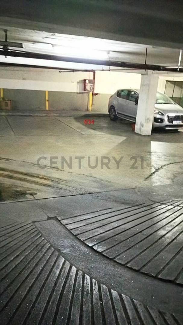 Foto de VENTA - COCHERA EN SAN NICOLÁS, imagen 4