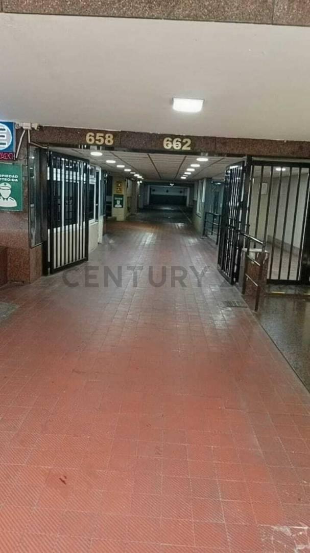Foto de VENTA - COCHERA EN SAN NICOLÁS, imagen 2