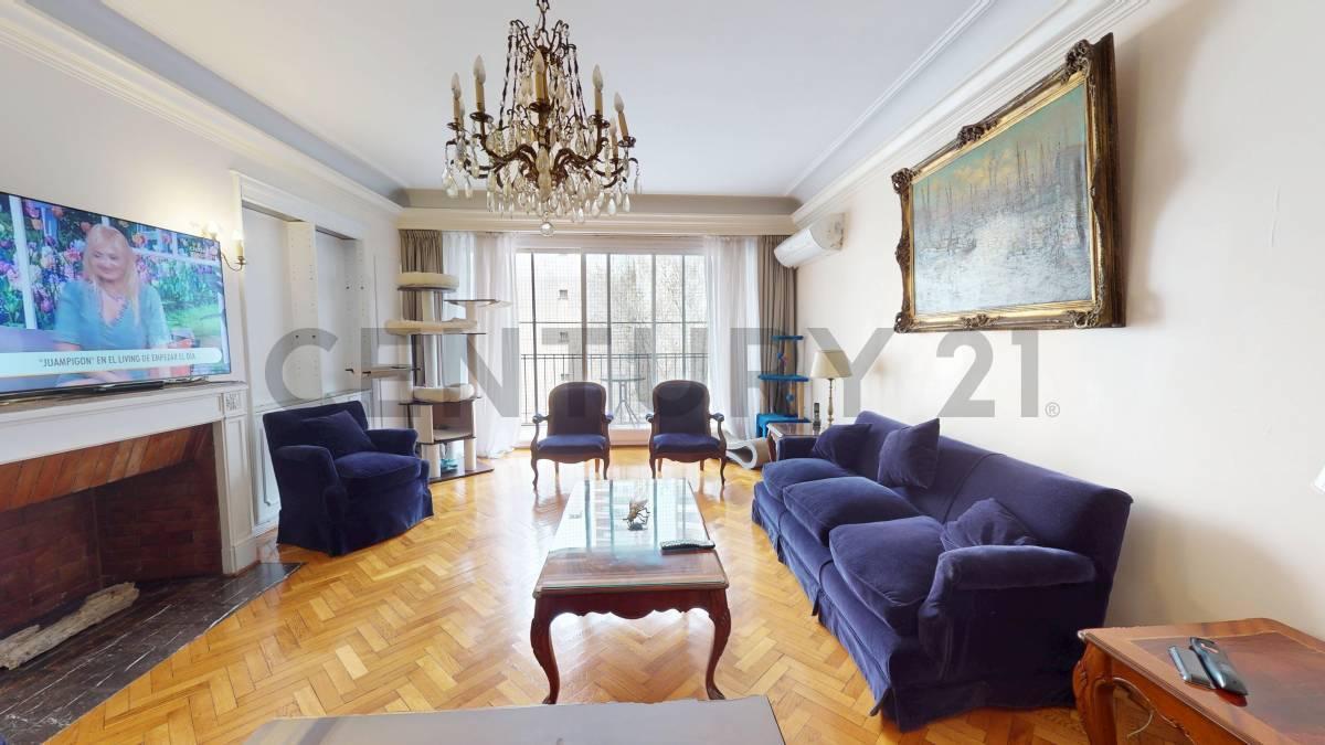 Foto de VENTA DEPARTAMENTO 4 AMBIENTES EN RECOLETA CON DEPENDENCIA, imagen 1