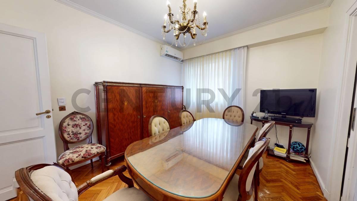Foto de VENTA DEPARTAMENTO 4 AMBIENTES EN RECOLETA CON DEPENDENCIA, imagen 5