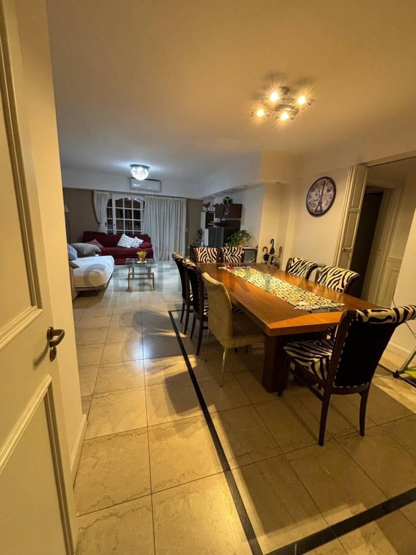 Foto de VENTA - DEPARTAMENTO 4 AMBIENTES CON DEPENDENCIA + COCHERA FIJA +, imagen 1