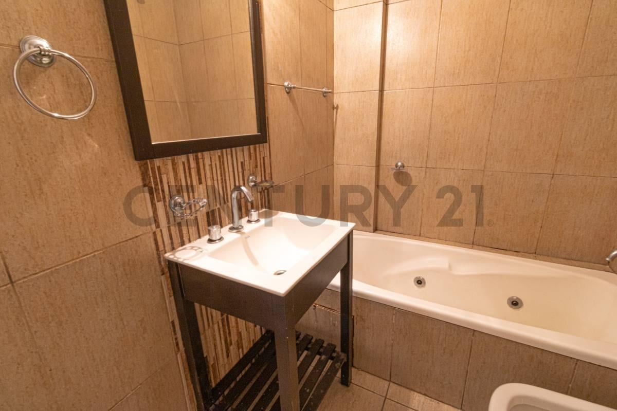 Foto de VENTA PH 4 AMBIENTES LINIERS, imagen 5