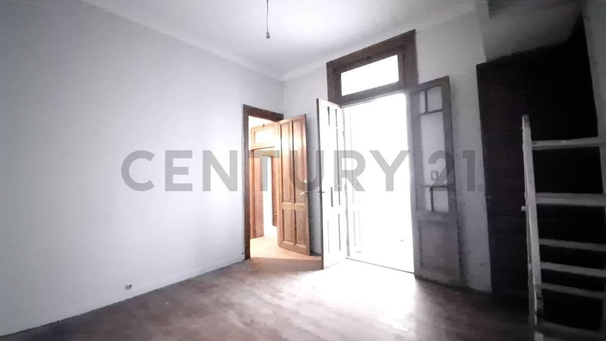 Foto de ALQUILER COMERCIAL - CASA EN CABALLITO - EXCELENTE UBICACIÓN, imagen 4