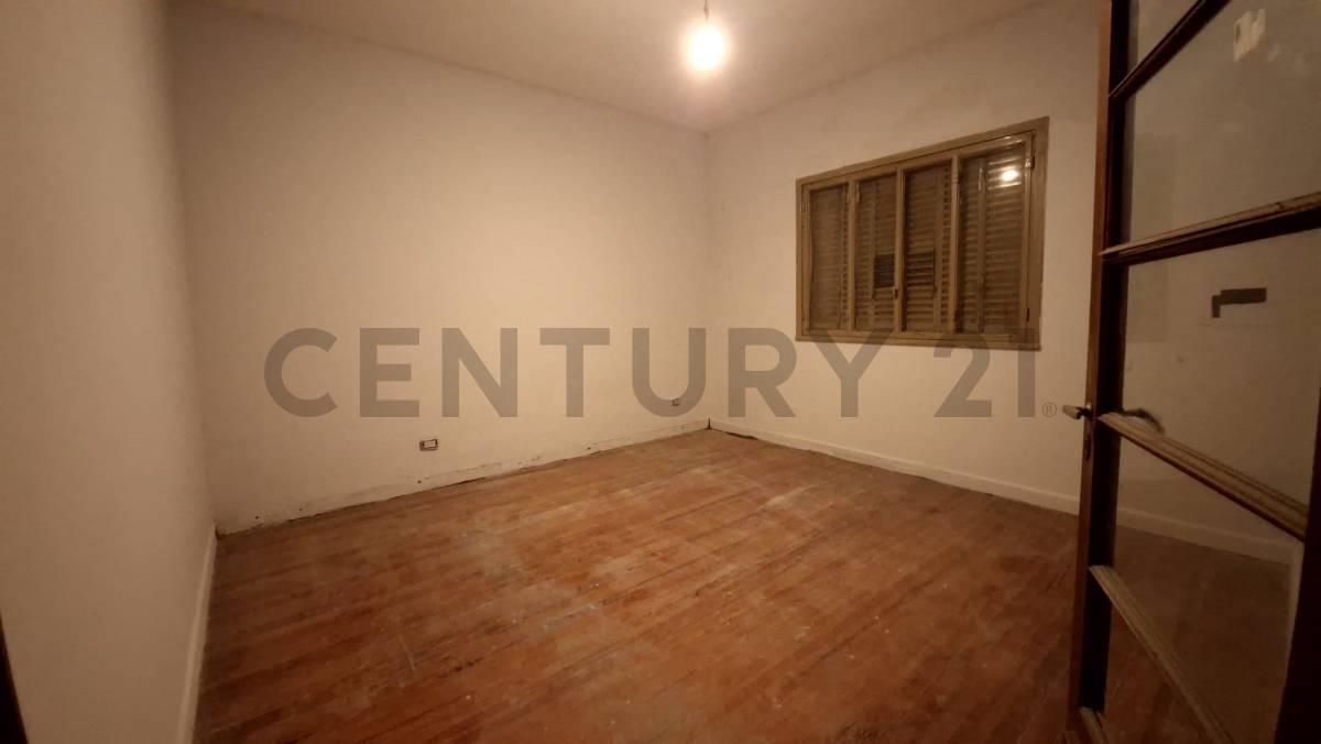 Foto de ALQUILER COMERCIAL - CASA EN CABALLITO - EXCELENTE UBICACIÓN, imagen 3