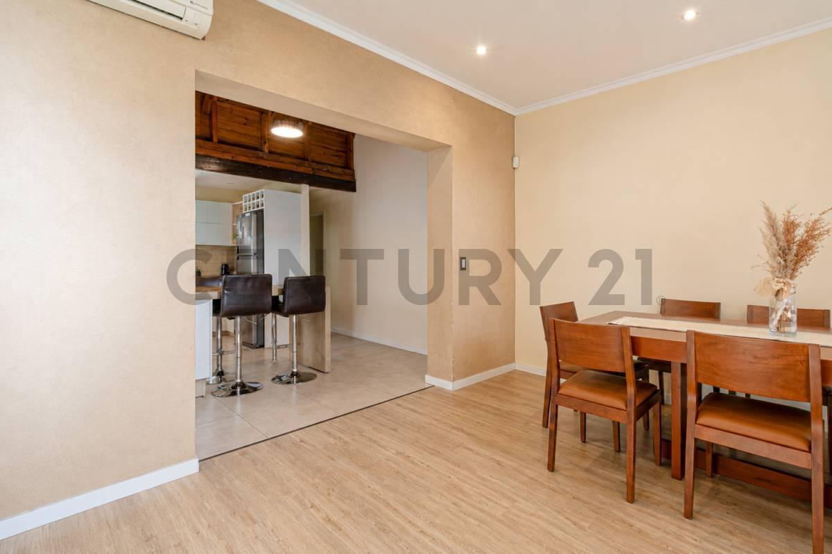 Foto de VENTA PH 4 AMBIENTES ALMAGRO, imagen 3