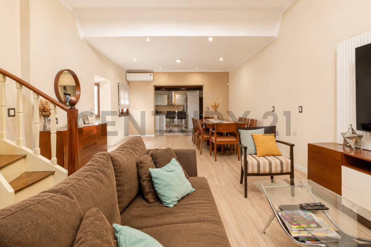 Foto de VENTA PH 4 AMBIENTES ALMAGRO, imagen 2