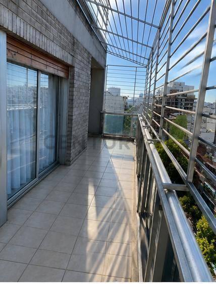 Foto de VENTA - Dúplex de categoría de 5 amb con terraza y parrilla - Flores, imagen 1