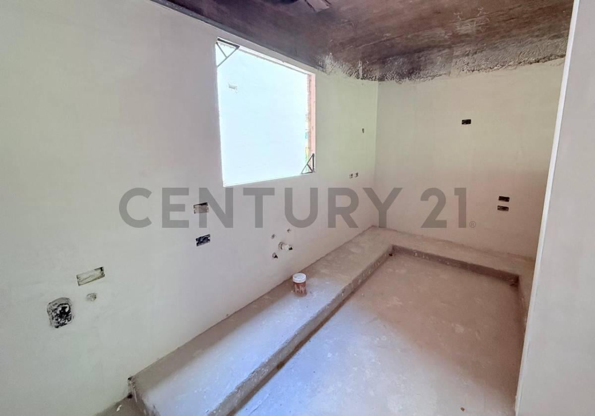 Foto de TRES AMBIENTES EN VENTA CABALLITO SUR -OPCIONAL COCHERA - ENTREGA MAYO, imagen 4