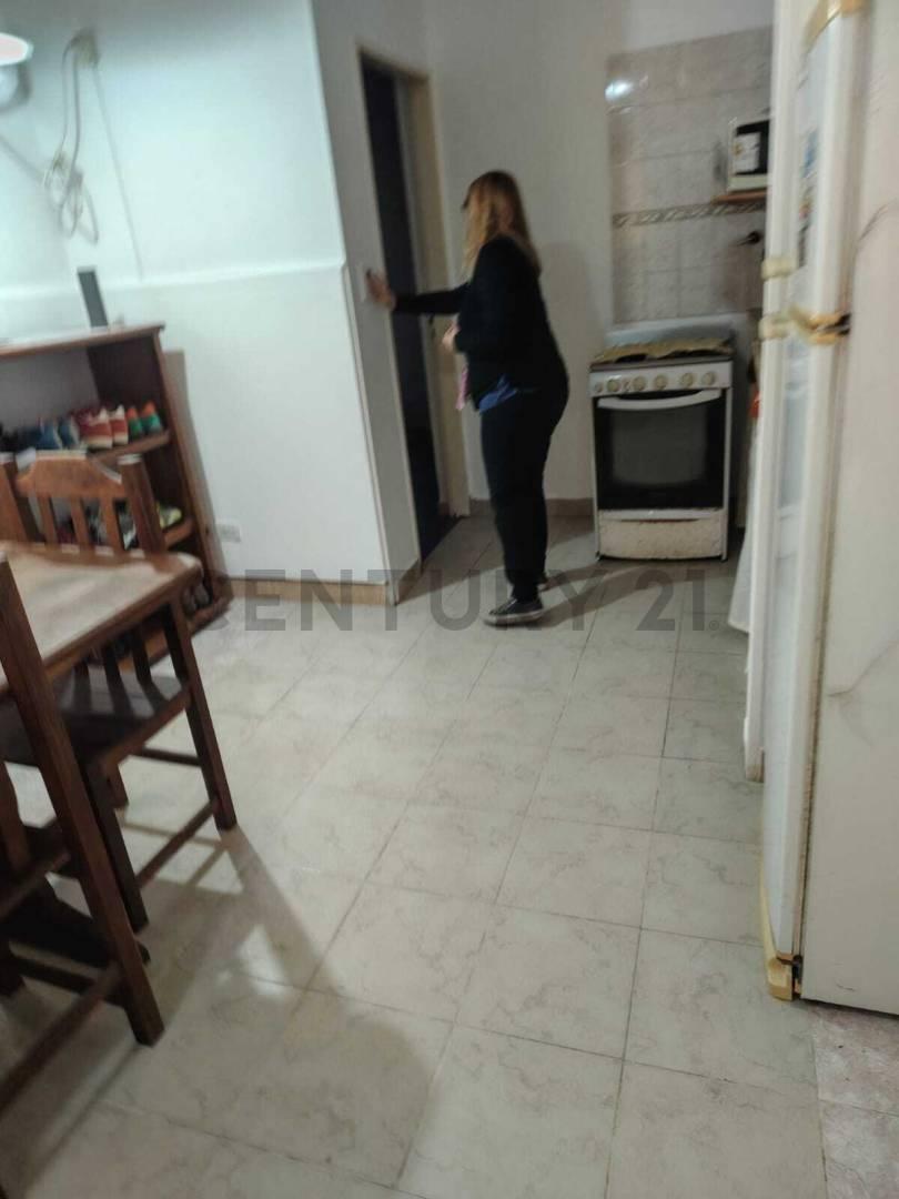 Foto de Venta en bloque: 4 departamentos con patio y terraza en Pilar., imagen 2