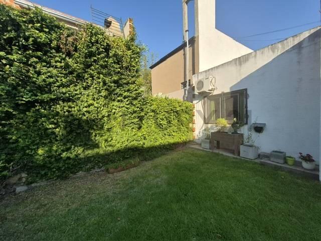 Foto de CASA EN VENTA CUATRO AMBIENTES EN CASTELAR, imagen 4