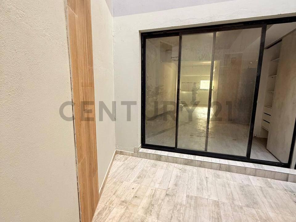 Foto de MONOAMBIENTE DIVISIBLE EN PLANTA BAJA CON PATIO, imagen 1