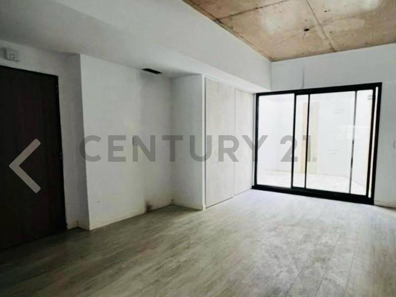 Foto de MONOAMBIENTE DIVISIBLE EN PLANTA BAJA CON PATIO, imagen 3