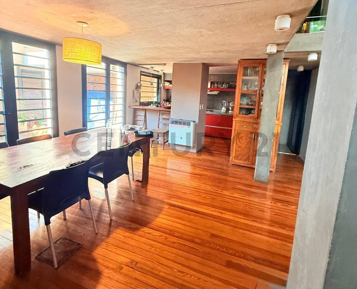 Foto de CASA CINCO AMBIENTES EN VENTA, imagen 4