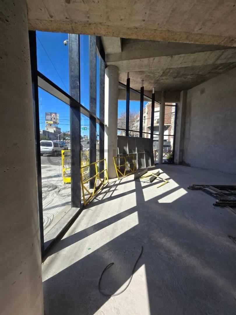 Foto de Venta de Locales en esquina en Villa del Parque, imagen 2