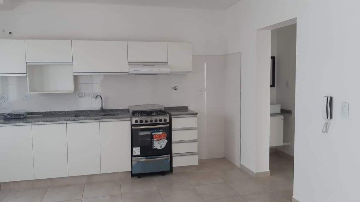 Foto de Departamento en alquiler bombal sur con cochera, imagen 5
