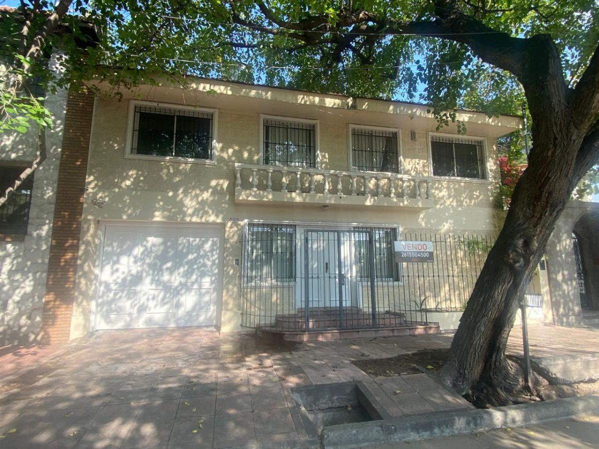 Hermosa Casa Sexta Sección