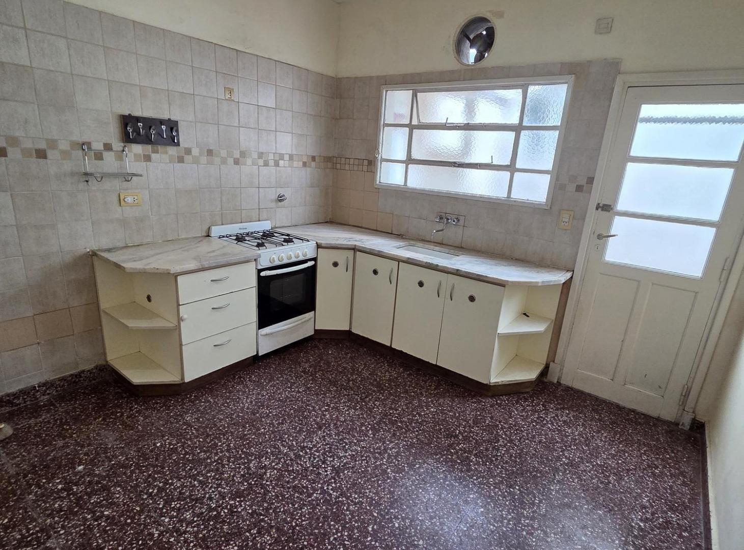 Foto de VENTA PH 3 AMB. BARRIO SAN JUAN, imagen 2
