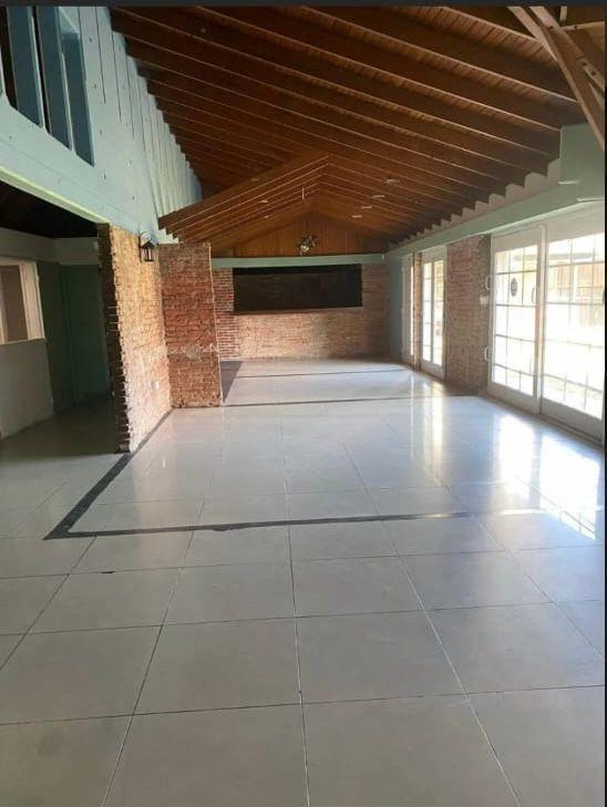 Local Comercial en Av Rafael Nuñez Esq Pizarro 4