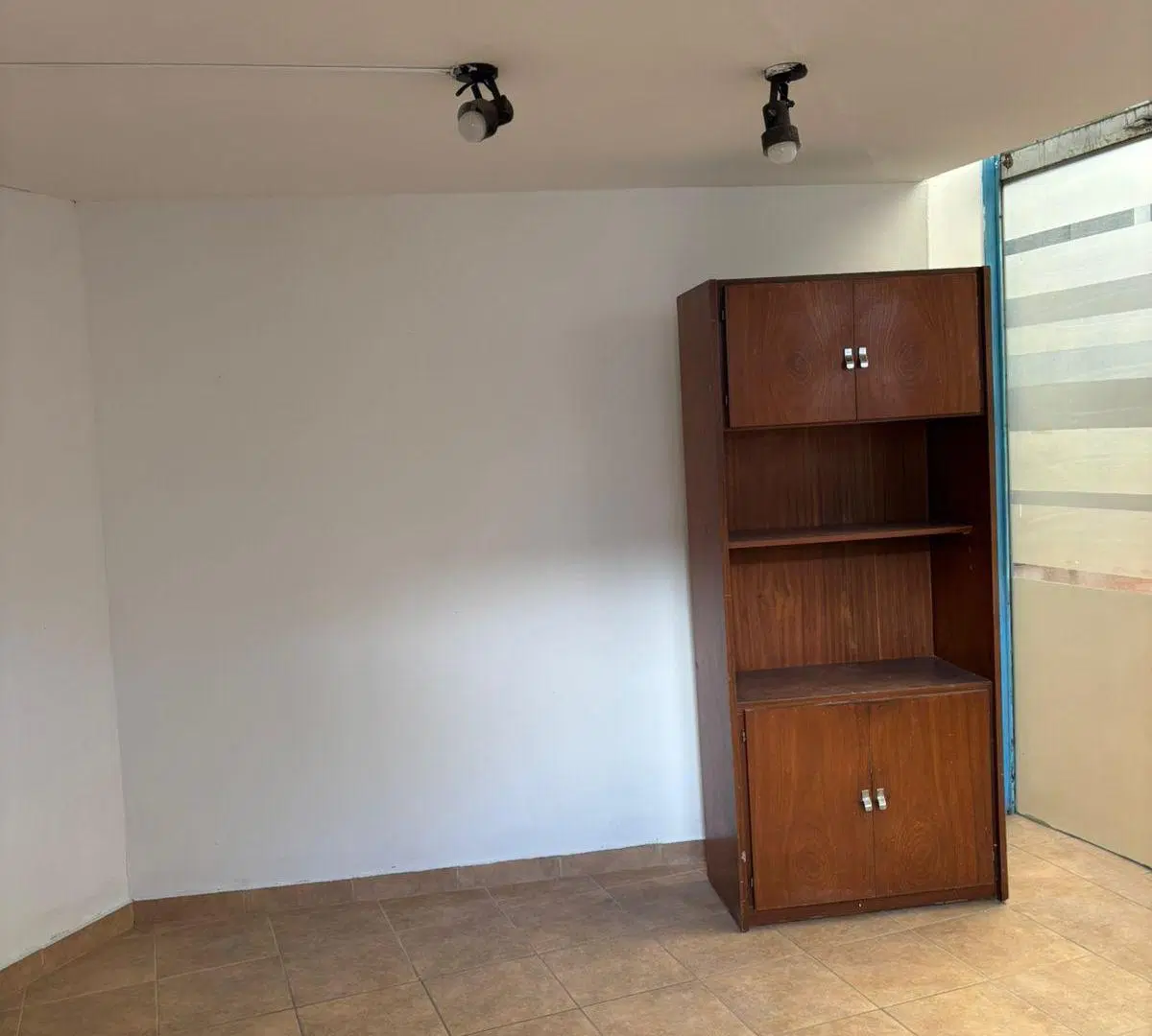 Se aqluila local en Galeria Portofino 1