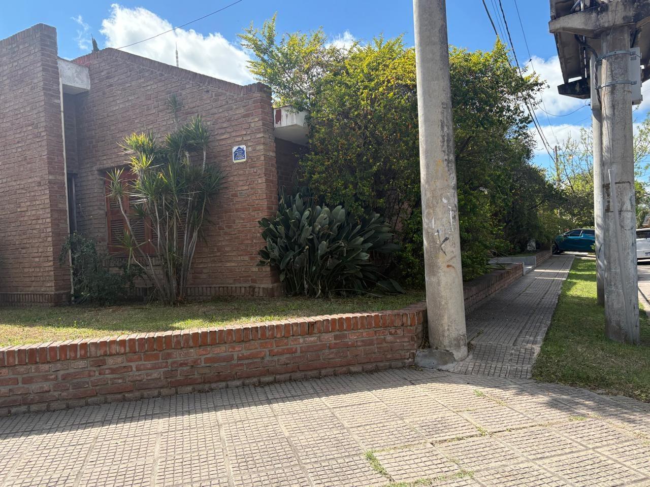 Foto de CASA EN ALQUILER – HILARIÓN PLAZA 3590, imagen 3
