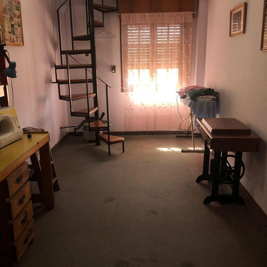 Exelente Vivienda Multifamiliar en Munro 4