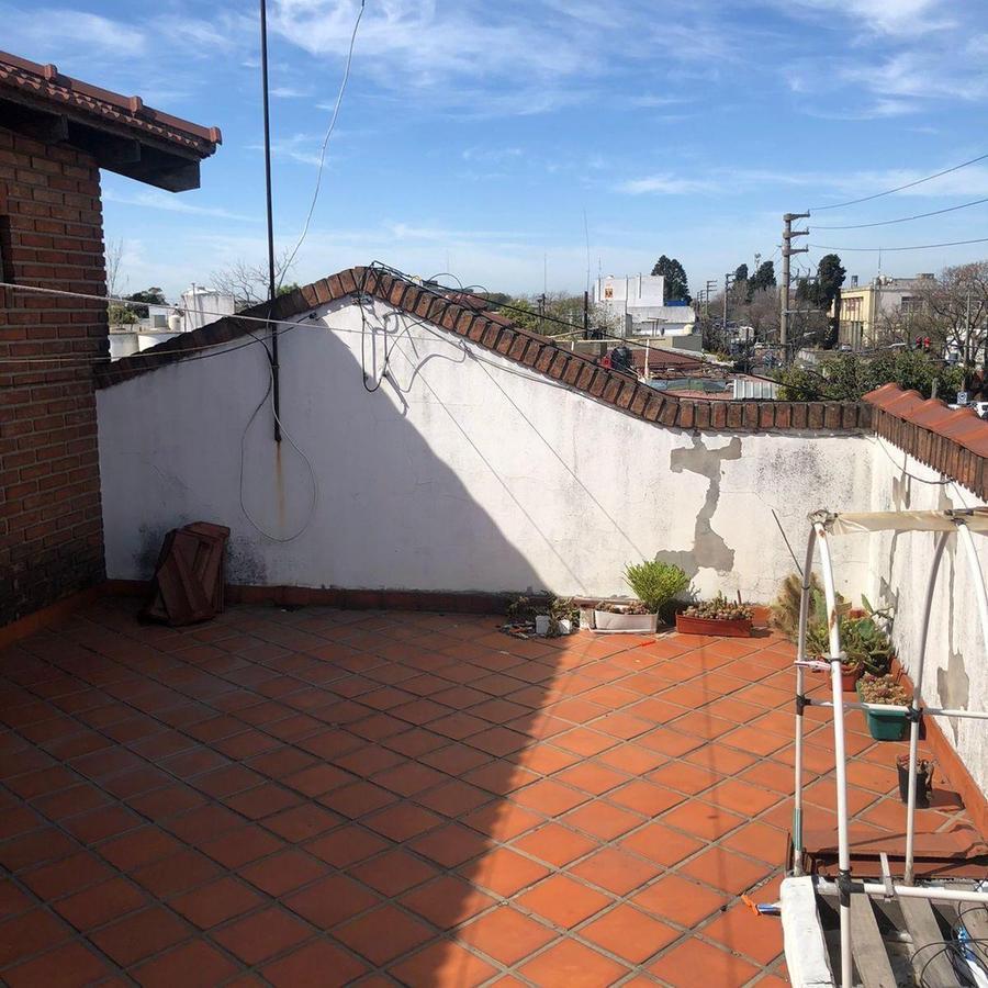 Exelente Vivienda Multifamiliar en Munro 5