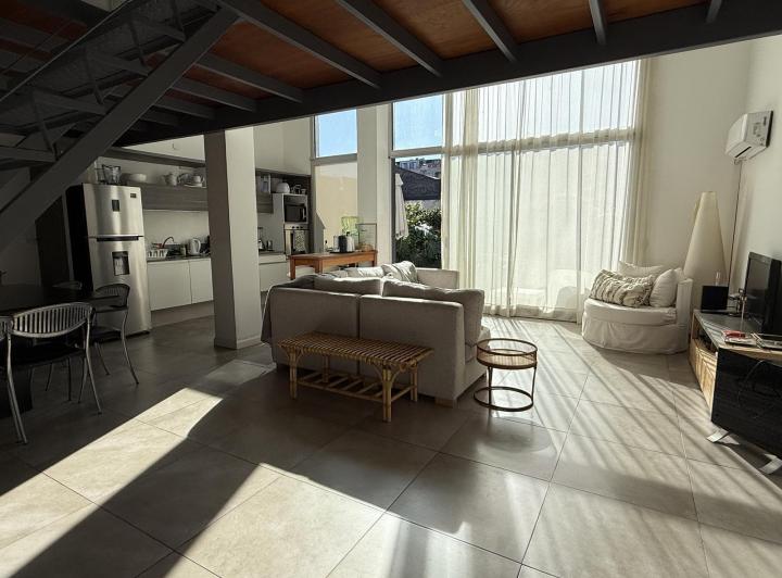 Departamento tipo loft 4 ambientes con Jardín - 2 Cocheras cubiertas fijas - Florida, Vicente López 4