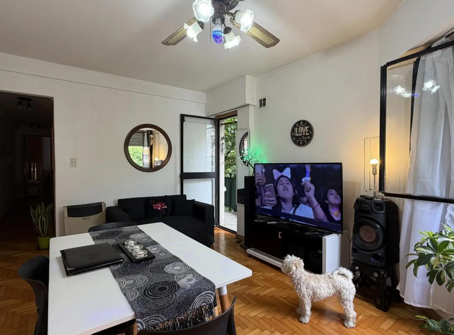 Departamento 3 ambientes con balcon - Todo luz - Almagro 2