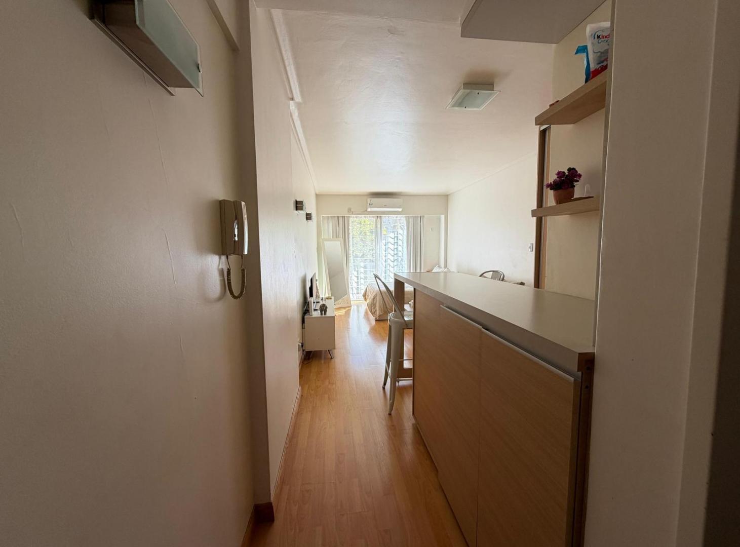 Foto de Monoambiente en alquiler - Palermo - Balcón a la calle, imagen 4